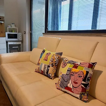 Apartment Art Deco Center Near The Beach! Terracina