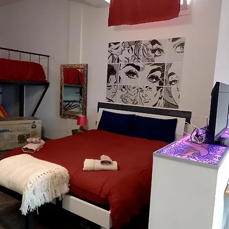 Art Deco Center Near The Beach! Apartment