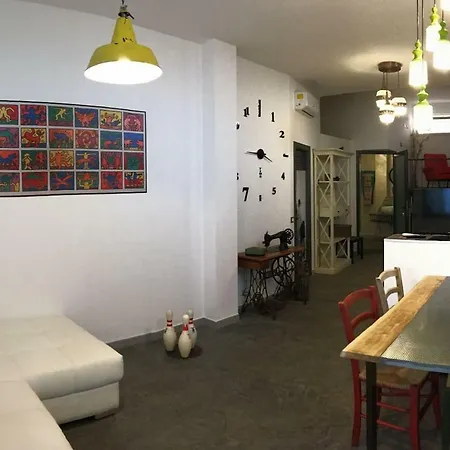 Art Deco Center Near The Beach! Apartment *
